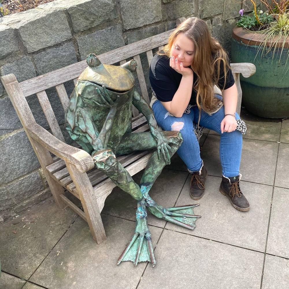 Meet your Posher, Hannah